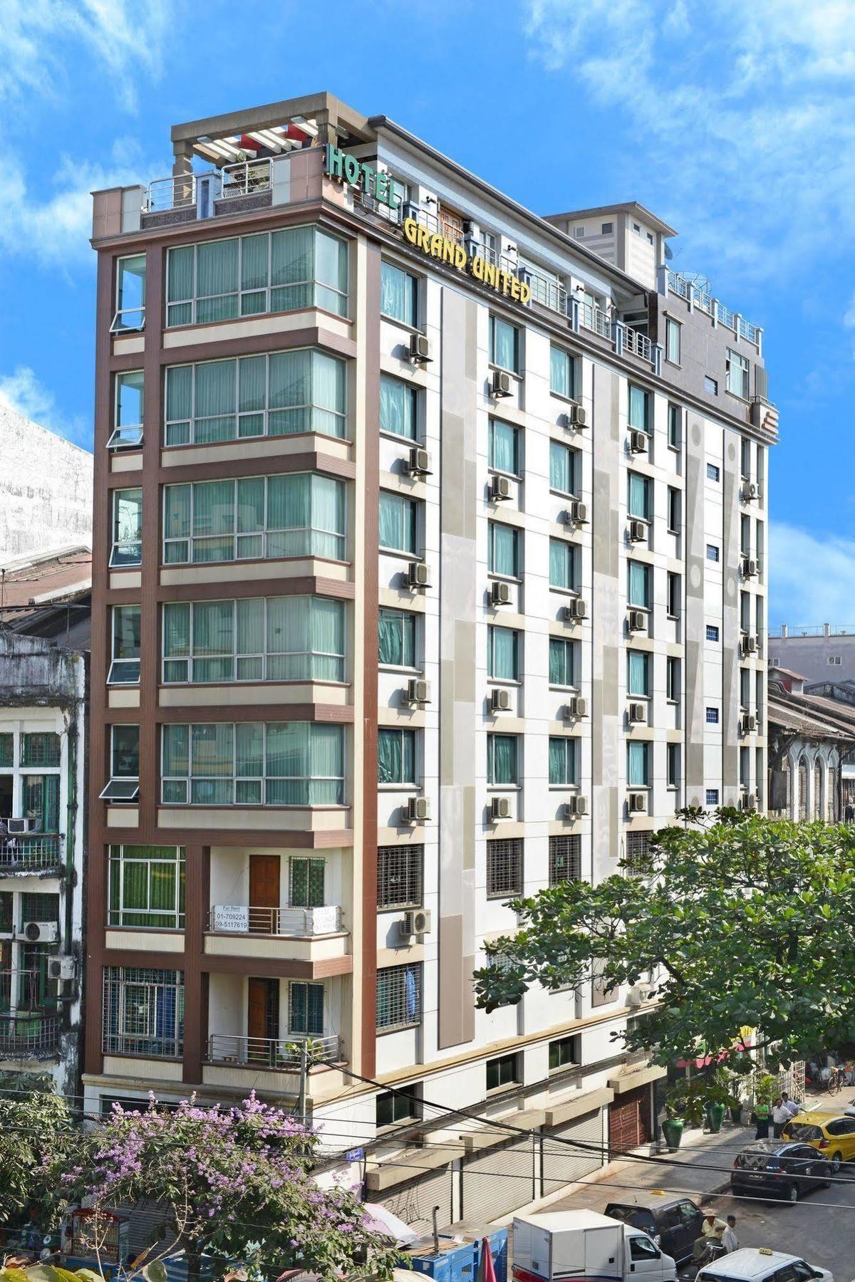Hotel Grand United - Chinatown Yangon Exterior photo